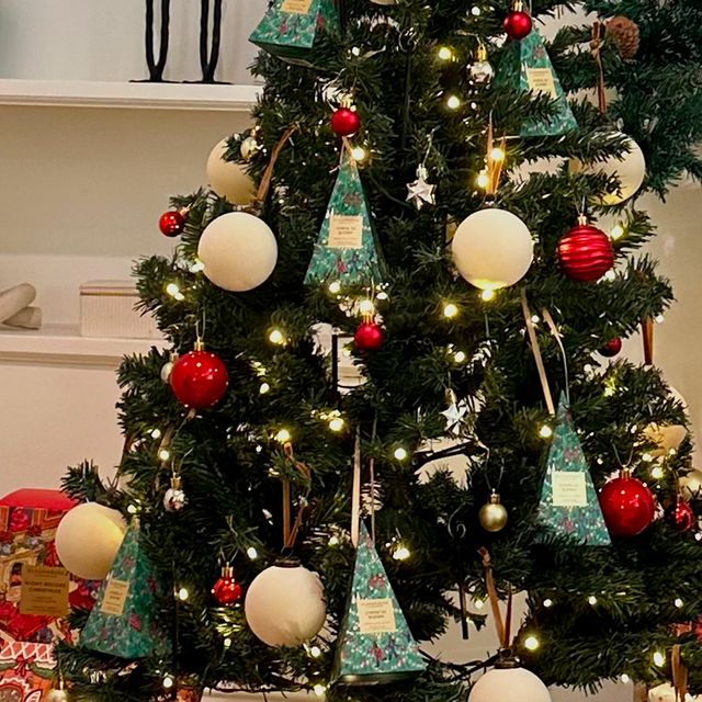Glasshouse Fragrances - Christmas Bauble