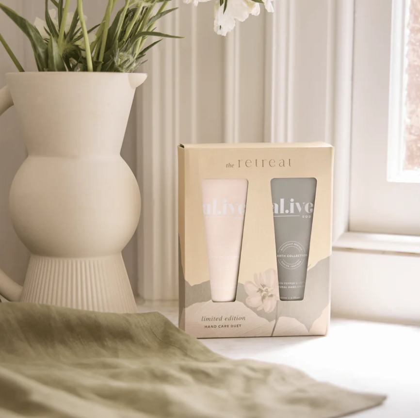 al.ive body The Retreat Hand Care Duet