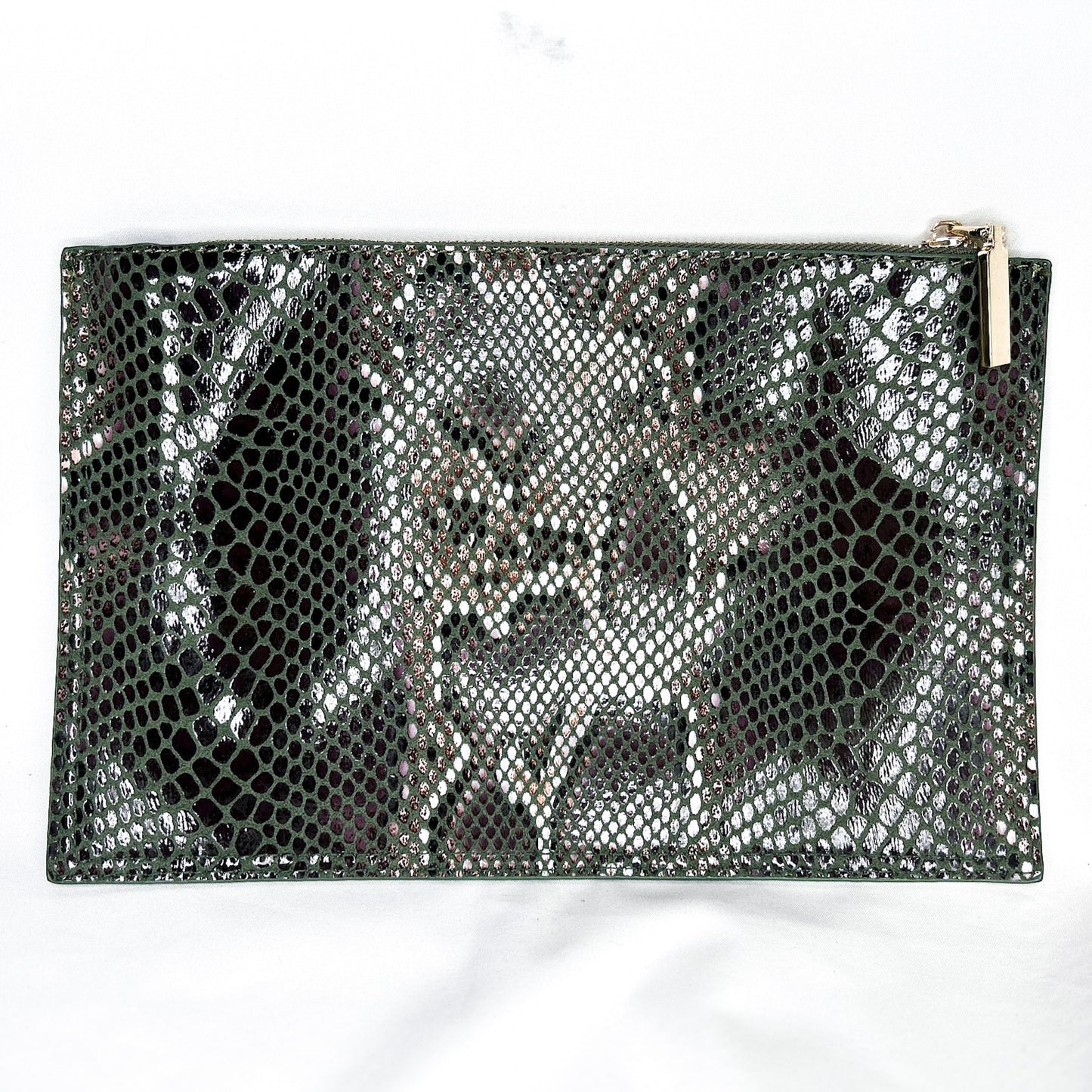Snake Clutch
