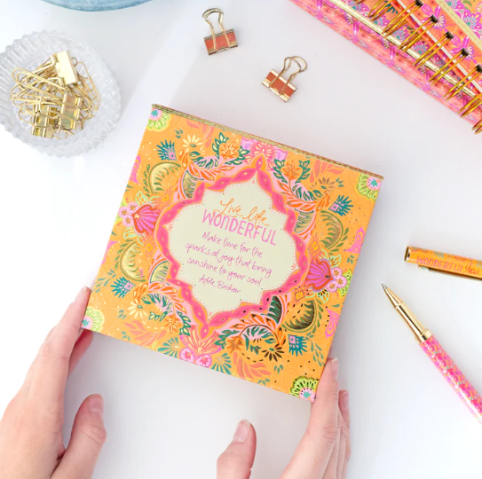 Intrinsic Notebox "Live Life Wonderful"