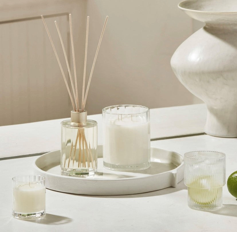 Circa "Pear & Lime" Soy Candle