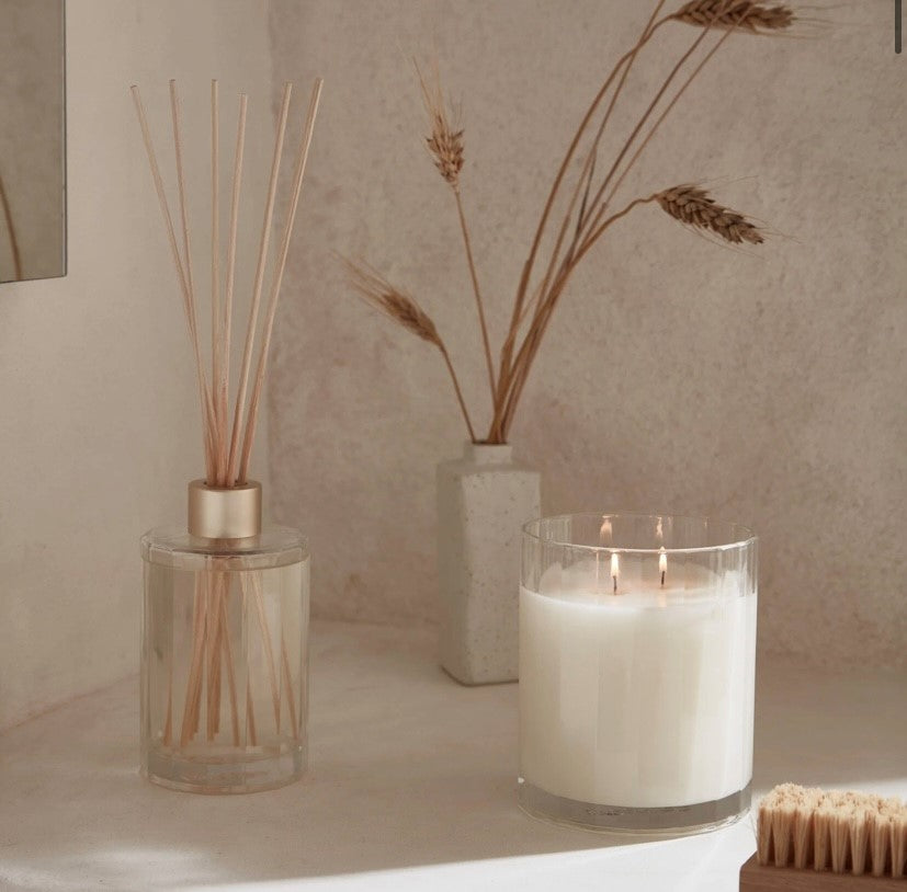 Circa "Sea Salt & Vanilla" Soy Candle