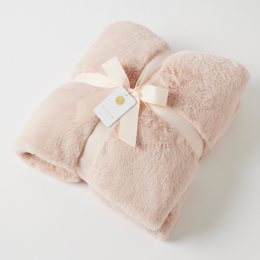 Muse Faux Fur Throw - Dusty Pink