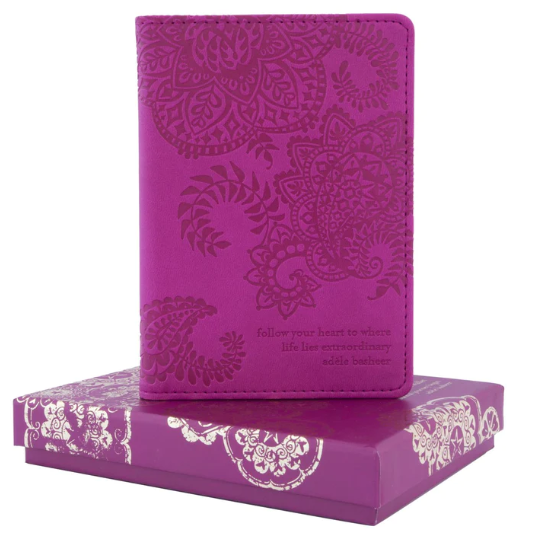 Intrinsic Passport Wallet "Follow Your Heart" Plum cherry
